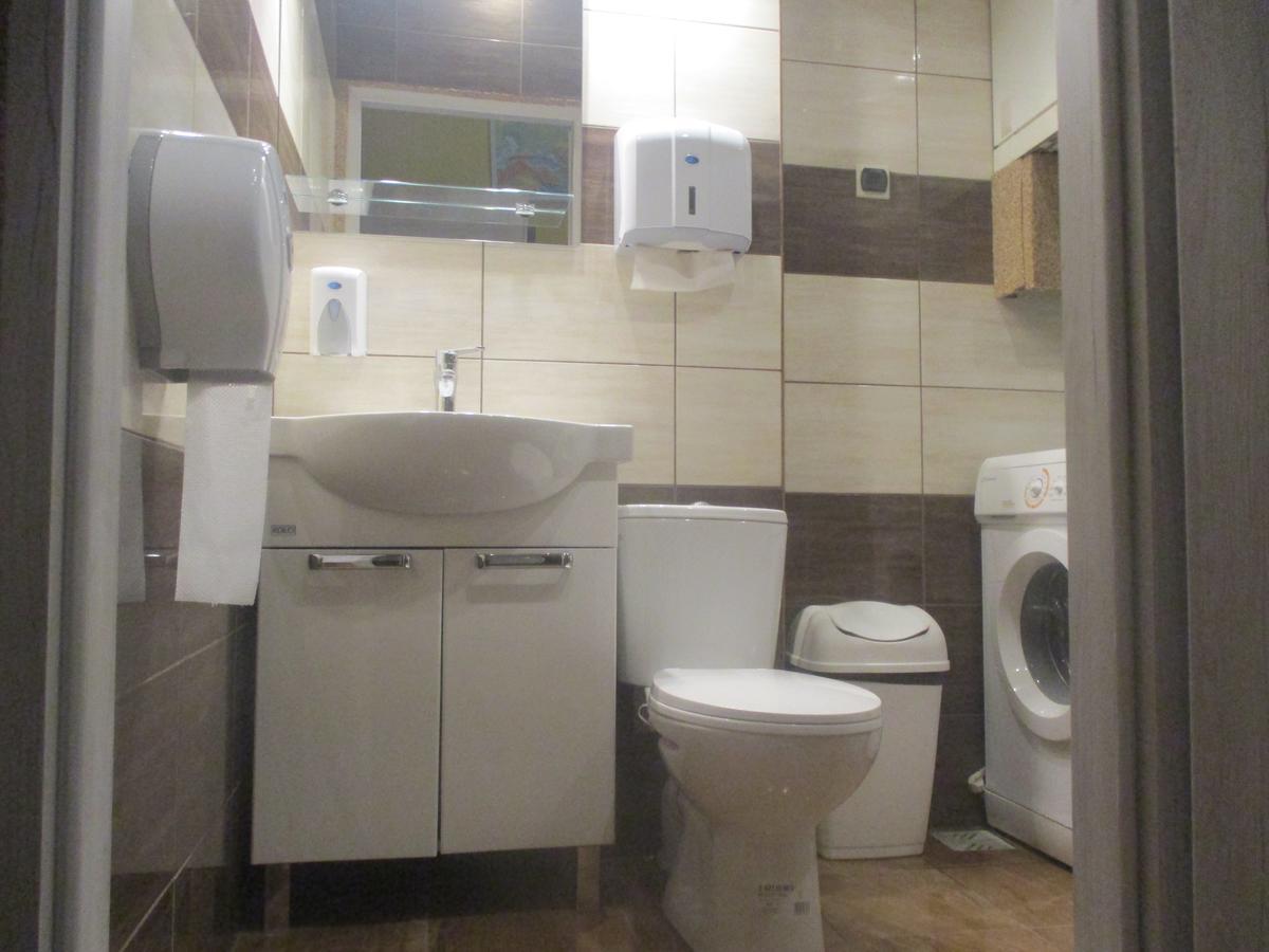 Euro Hostel Cracovia Esterno foto